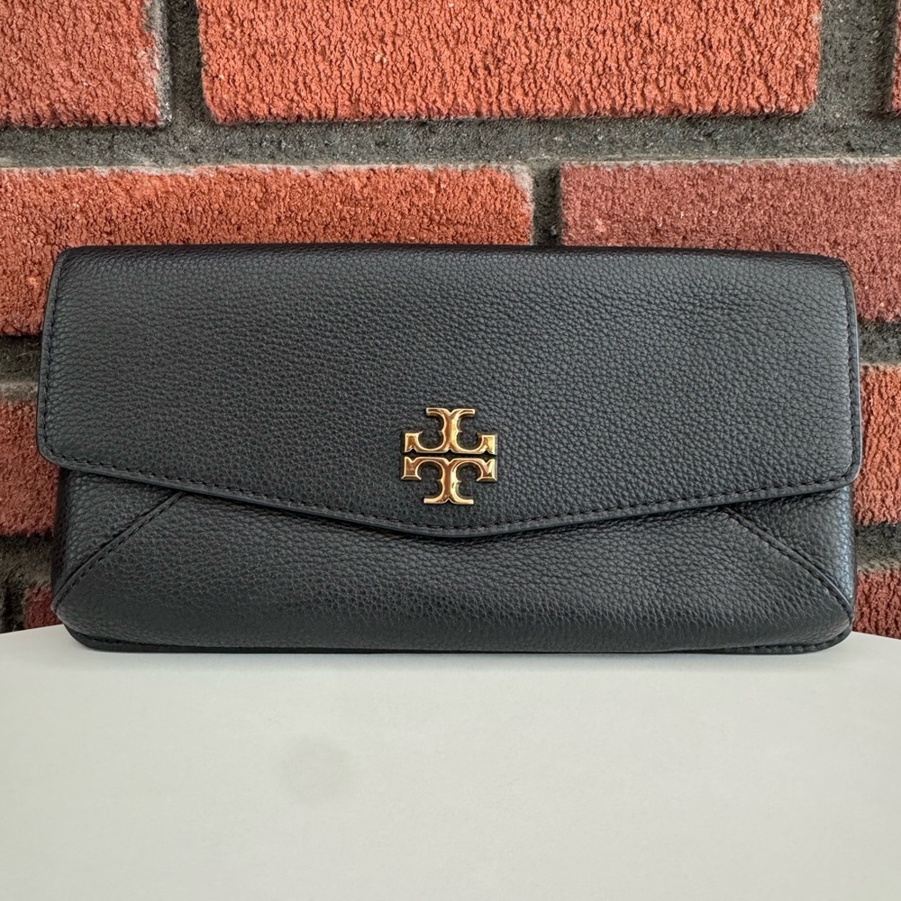NWT Tory Burch Kira Black Pebble Leather Clutch with Gold Logo